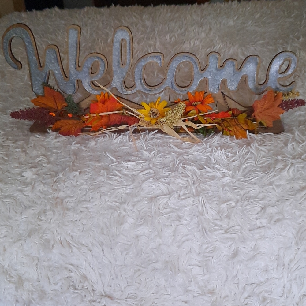 22" × 9" Harvest welcome stand